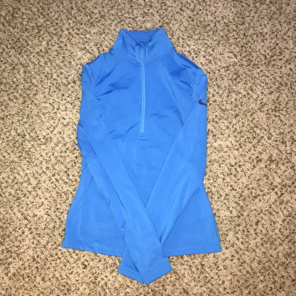 Women’s Quarter Zip NWOT